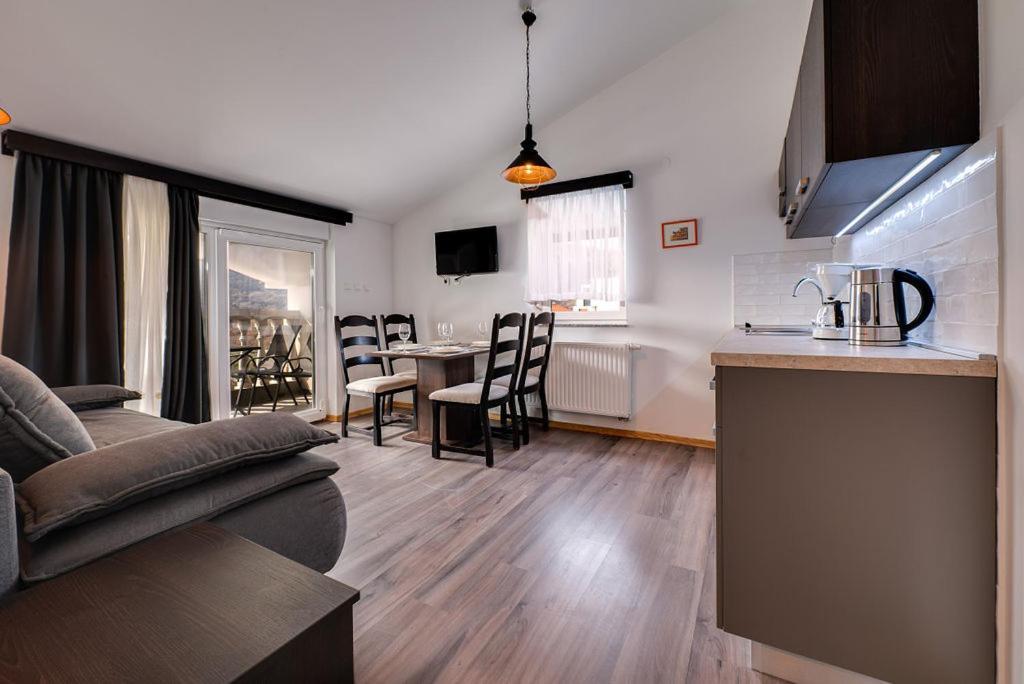 Bed & Breakfast Dosen II Башка Екстер'єр фото