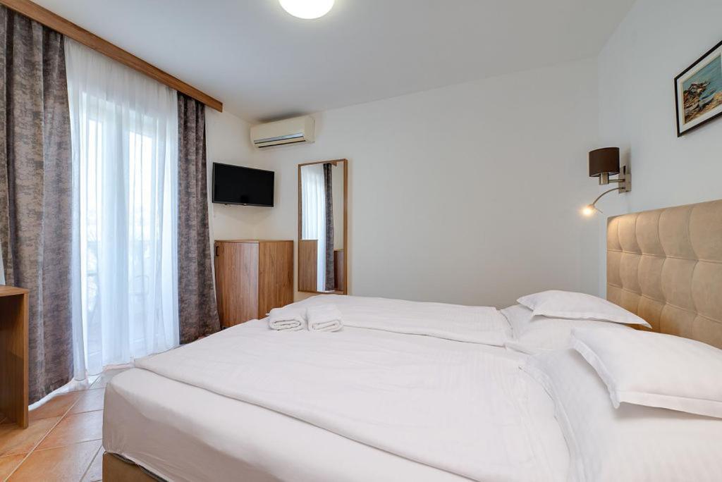 Bed & Breakfast Dosen II Башка Екстер'єр фото